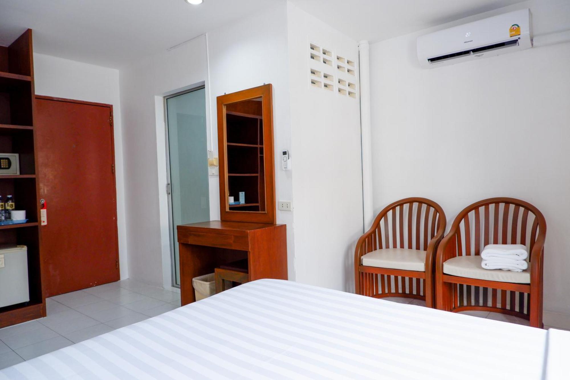 Hotel 18 Coins Cafe&hostel 2*